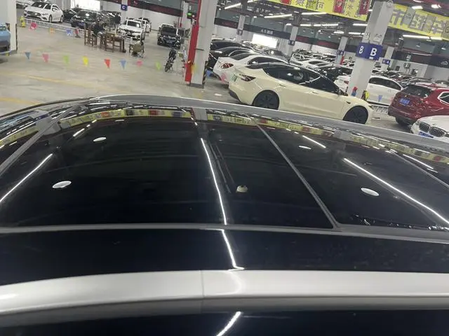 Wuling Wuling Xingchen 1.5T automatic star Obsidian version