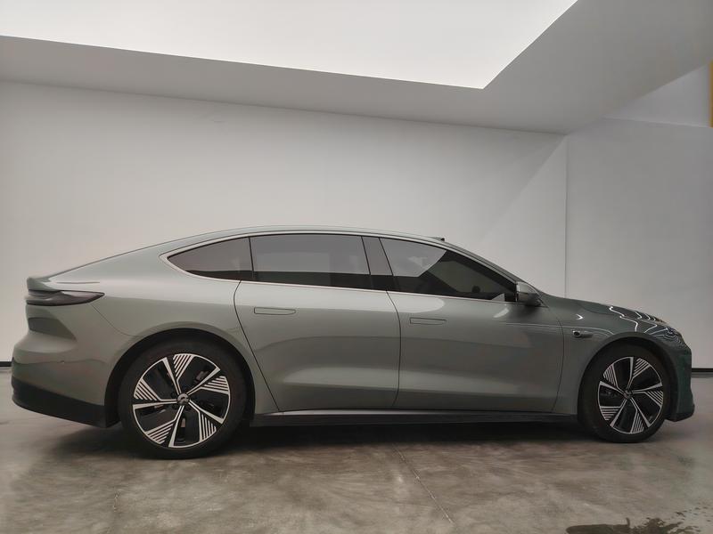 NIO NIO ET7 2021