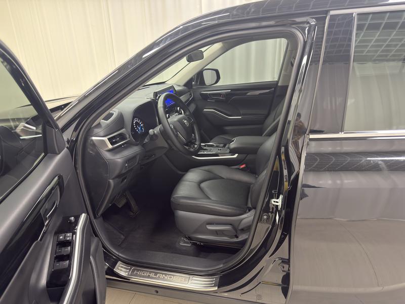 Toyota Highlander 2023