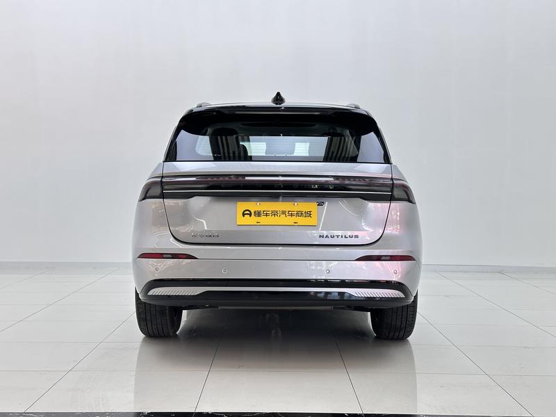 Lincoln Voyager 2025