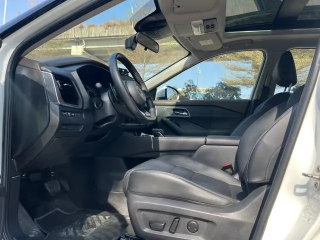 Nissan Qijun VC-Turbo 300 CVT 2WD Deluxe Edition
