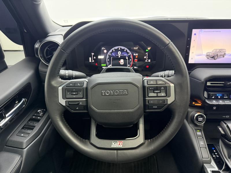 Toyota Prado 2024