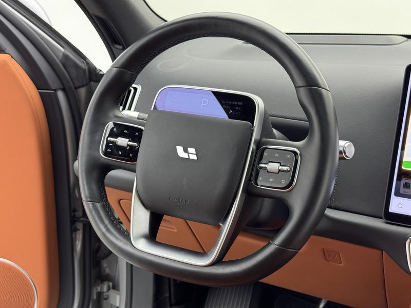 Li Auto Ideal L9 2022