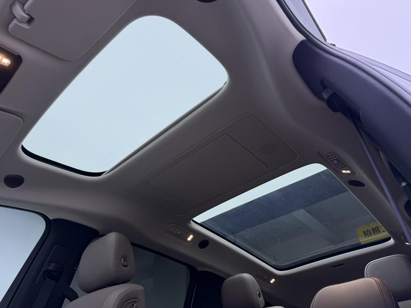Li Auto Ideal MEGA 2025