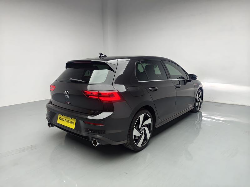 Volkswagen Golf GTI 2023