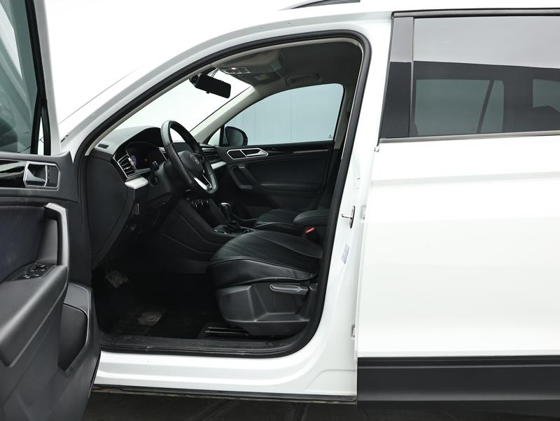 Volkswagen Tiguan L 2023