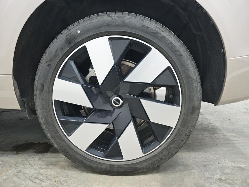Volvo Volvo XC60 PHEV 2025