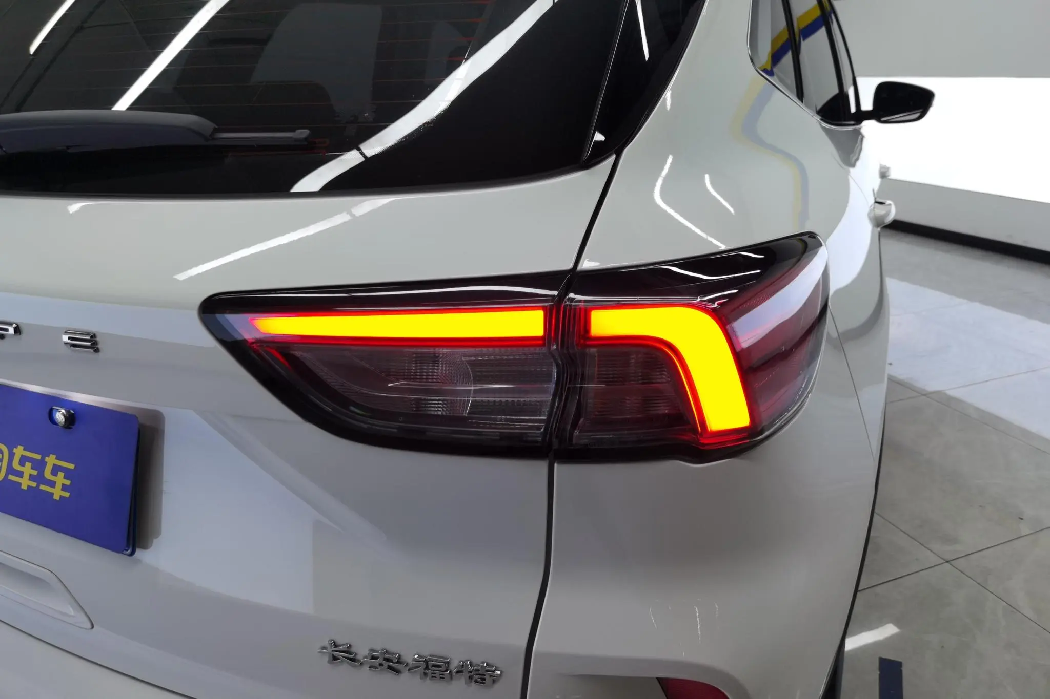 Ford Ruiji EcoBoost 245 two-wheel drive Yaoxiang model