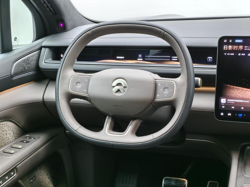 NIO NIO ES8 2026