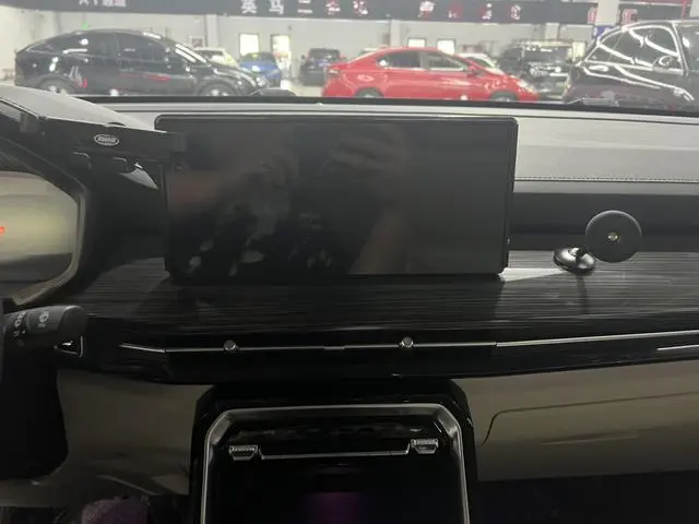 Wuling Wuling Xingchen 1.5T automatic star Obsidian version