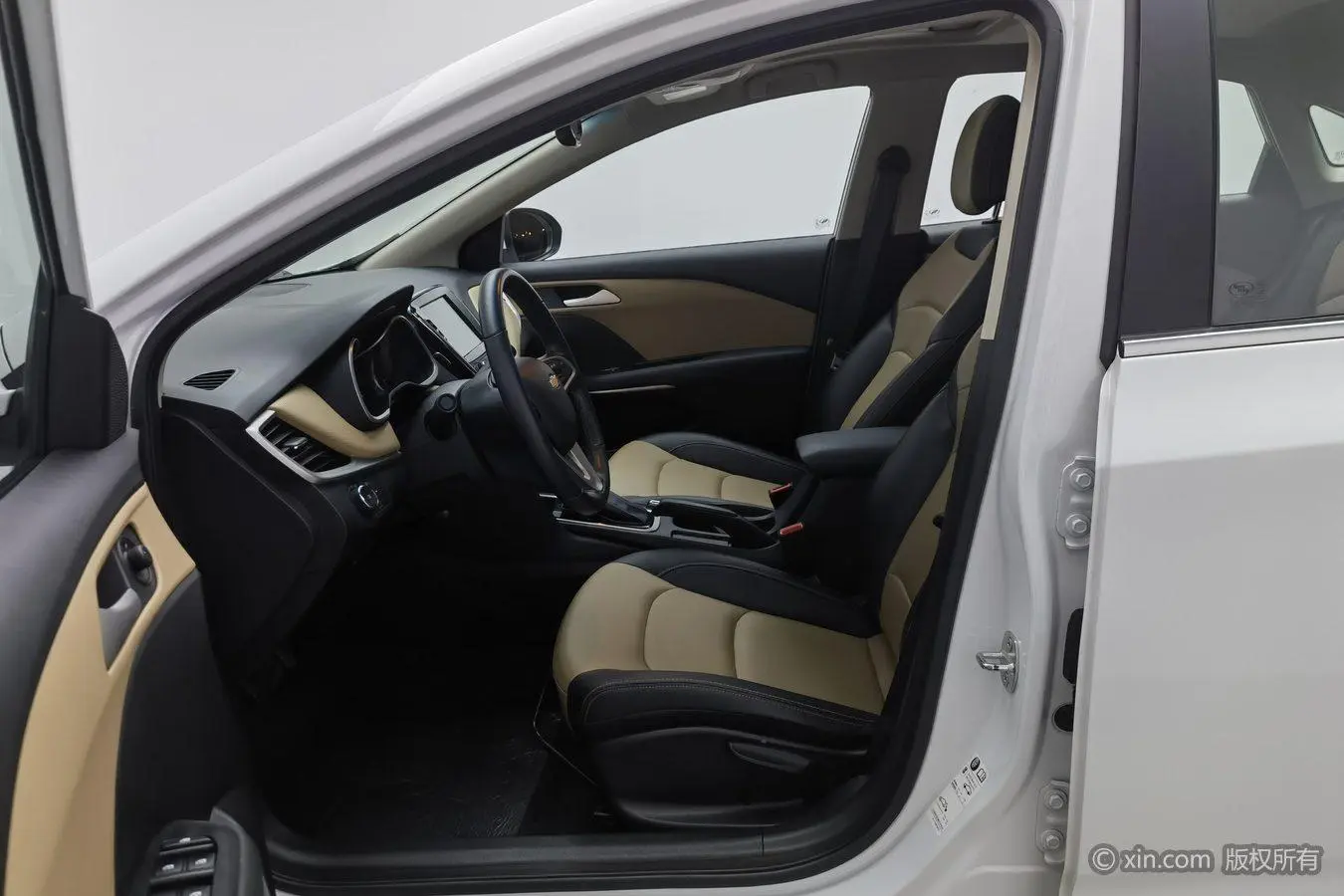 Chevrolet Cruze 320 Automatic Yuechang Version