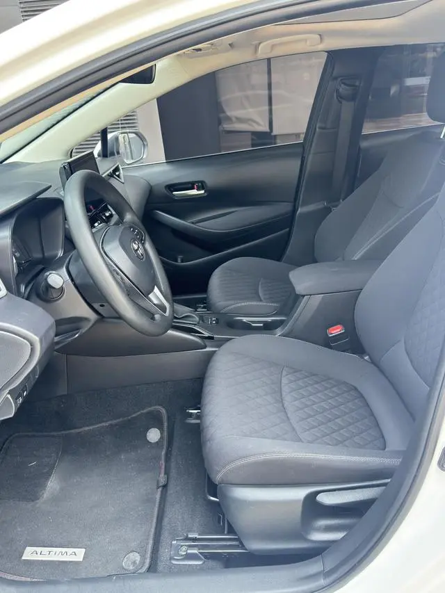 TOYOTA Asian lion 2.0L Premium Edition