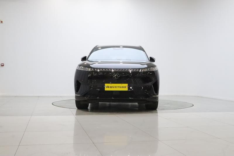 Dongfeng Yipai Eπ 008 2025