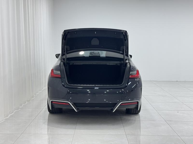 BMW BMW i3 2023