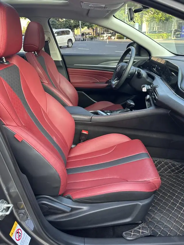 Changan Yidong PLUS Blue Whale NE 1.4T GDI DCT Flagship