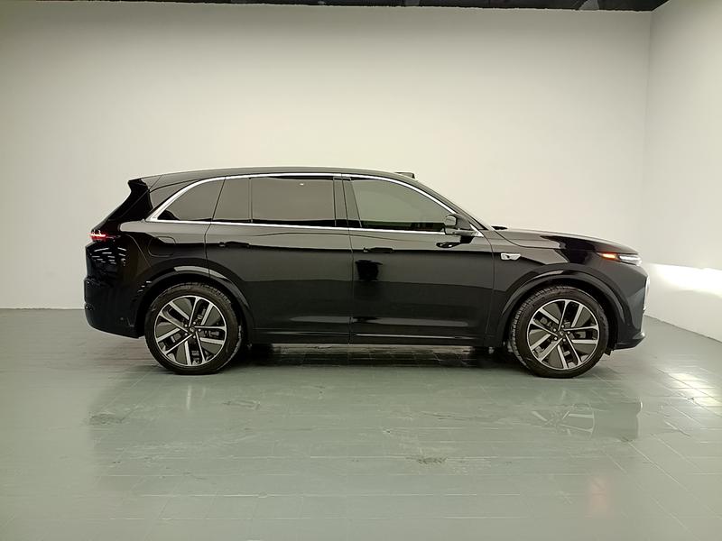 Li Auto Ideal L7 2024