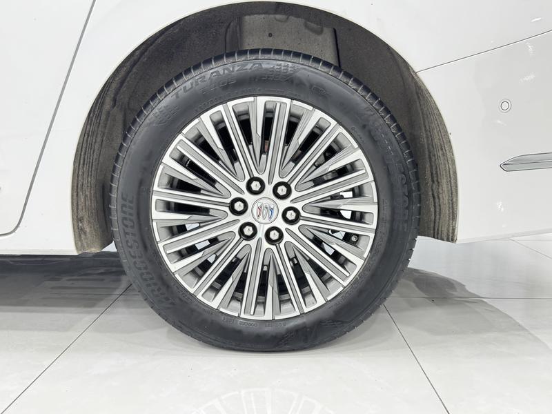 Buick Buick GL8 PHEV 2024