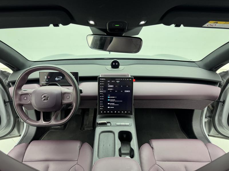NIO NIO ET5 2024