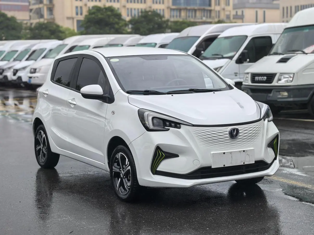 Changan Auchan Benben E-Star Pleasing version of colorful lithium iron phosphate