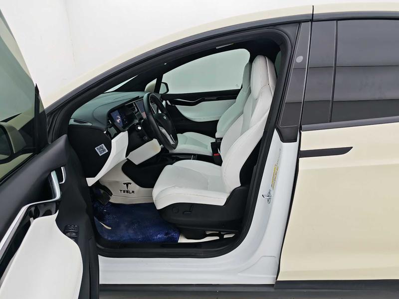 Tesla Model X 2017