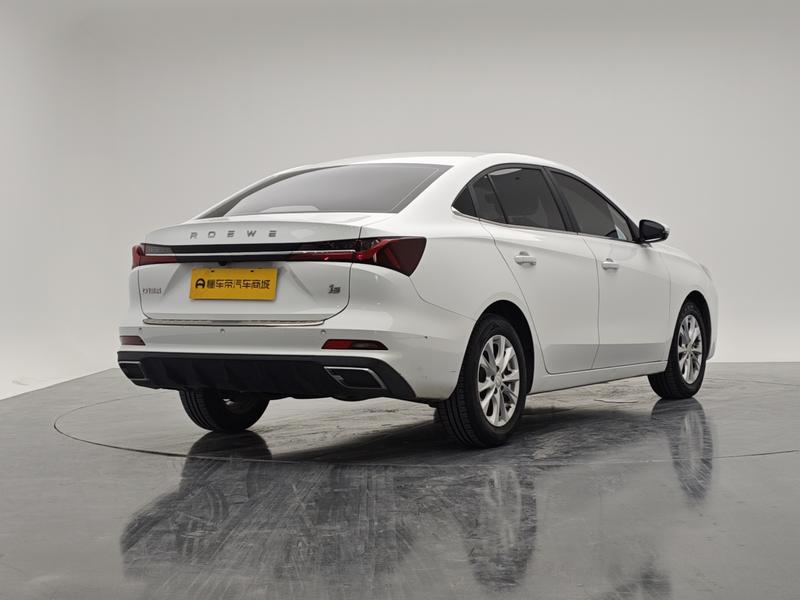 Roewe Roewe i5 2023