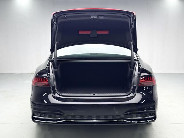 Audi Audi A7L 2025