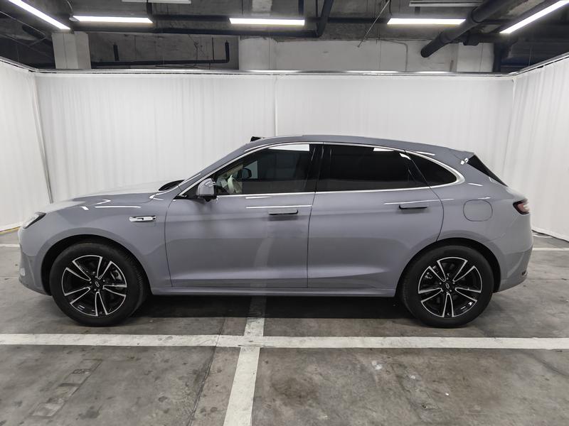 AITO问界 AITO M5 2025