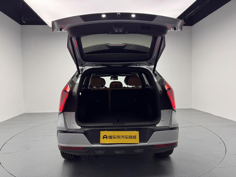 Geely Boyue L 2025