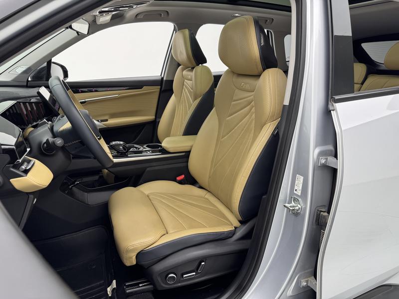 Geely Boyue L 2023