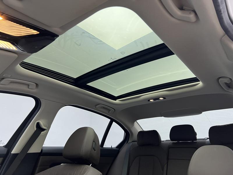 BMW BMW i3 2023