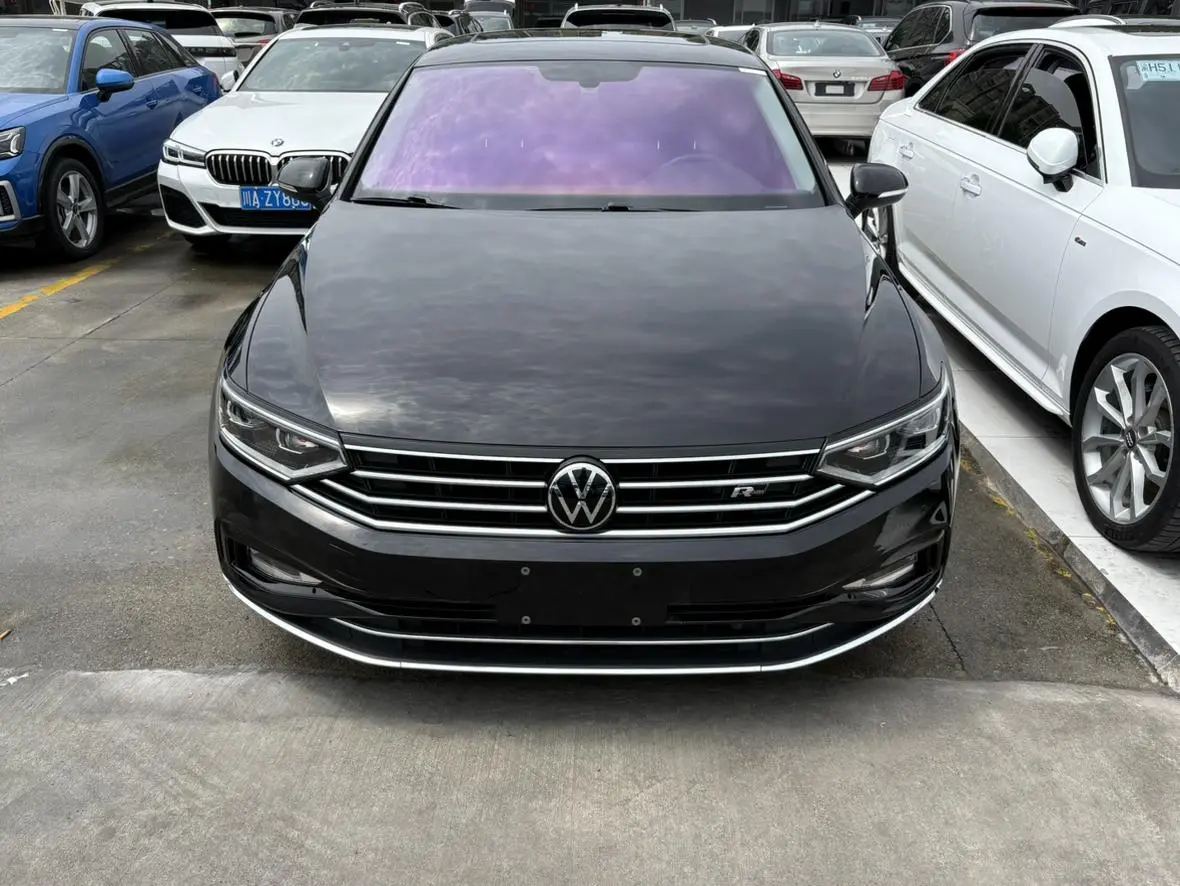 Volkswagen Magotan 330TSI DSG 30th Anniversary Edition