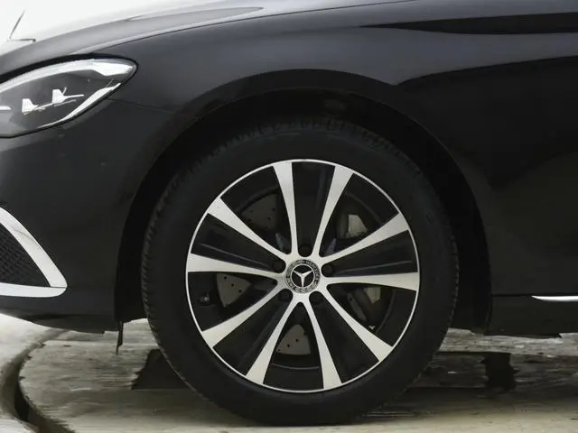 Mercedes-Benz Mercedes-Benz E-class PHEV Facelift E 350 e L sedan