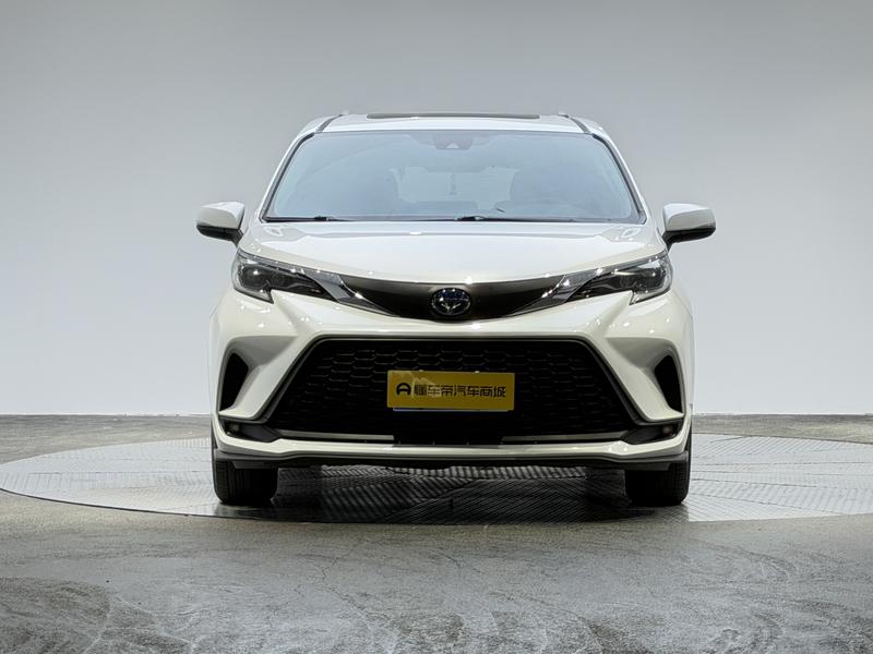 Toyota Gravia 2023