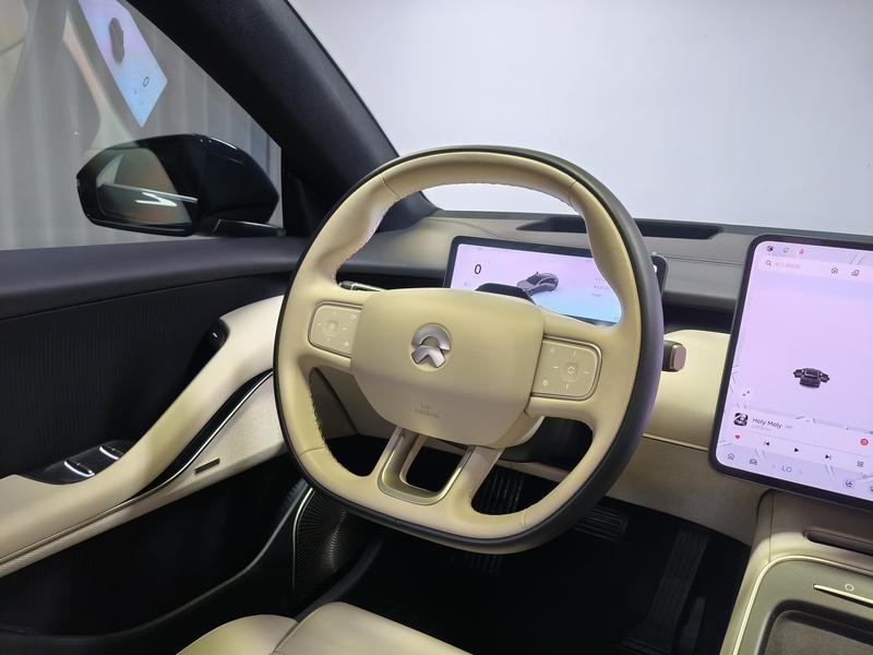 NIO NIO ET5 Touring 2025