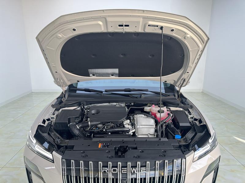 Roewe Roewe M7 DMH 2025