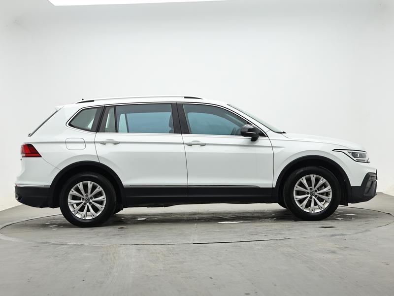 Volkswagen Tiguan L 2024
