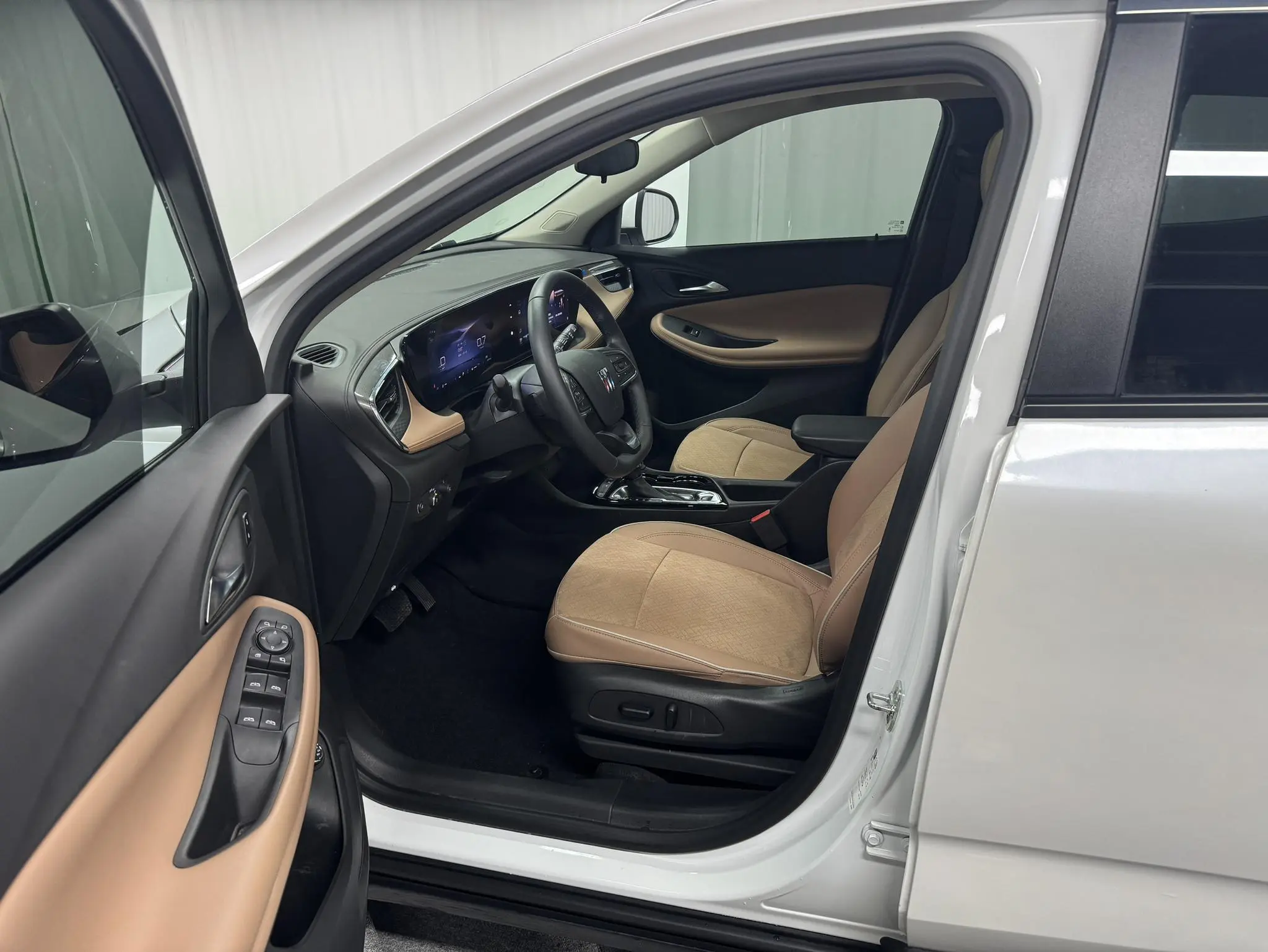 Buick Angkola Plus 1.5T Smart Fun Edition