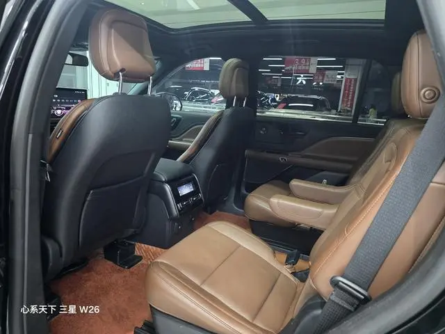 Lincoln Flying home 3.0T V6 four-wheel drive Zunya edition