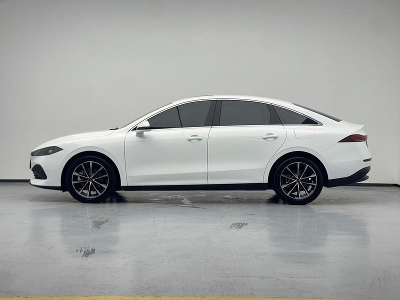 Roewe Roewe D7 DMH 2025