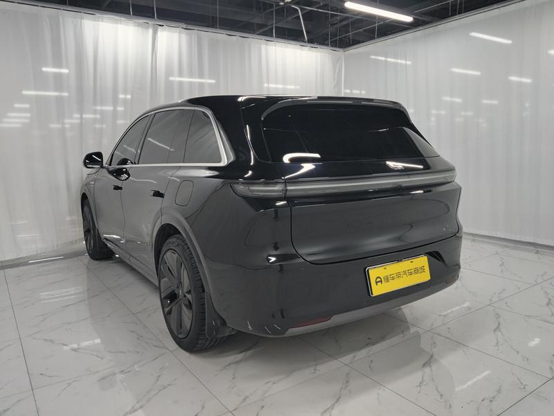 Li Auto Ideal L6 2024