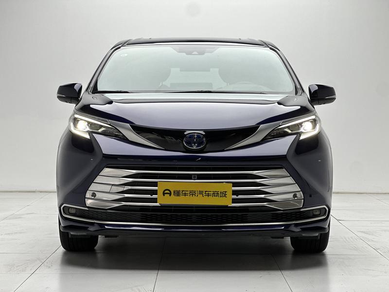 Toyota Sienna 2021