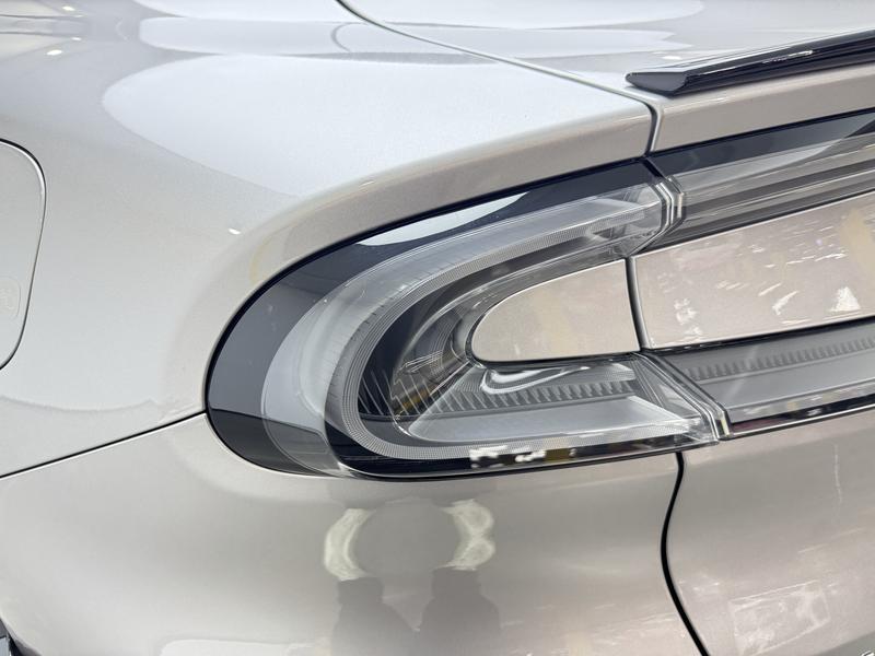 Xiaomi Auto Xiaomi YU7 2025