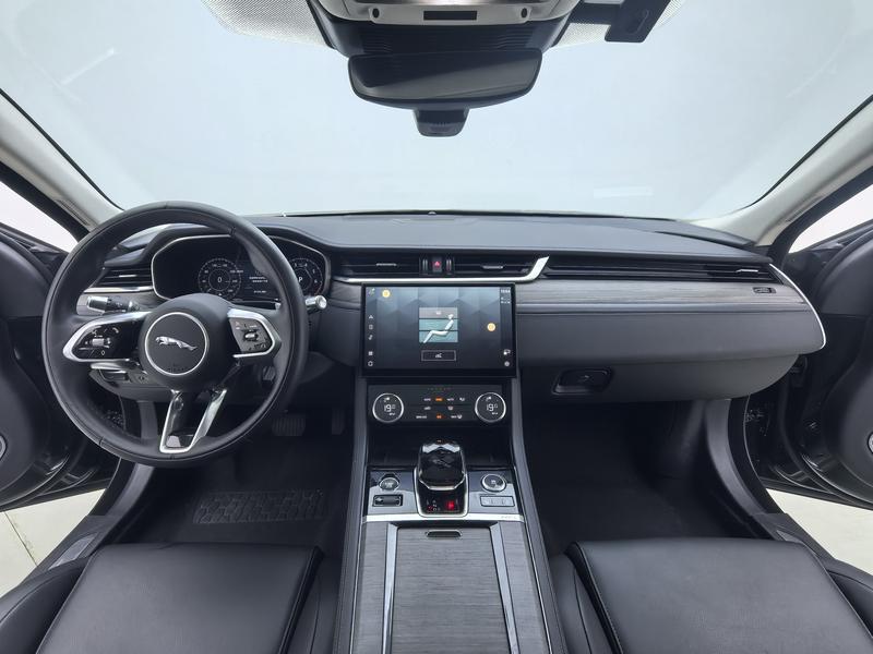 Jaguar Jaguar XFL 2021