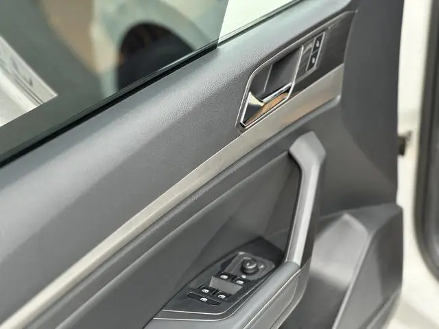 Volkswagen Lavida 1.5L automatic comfort version