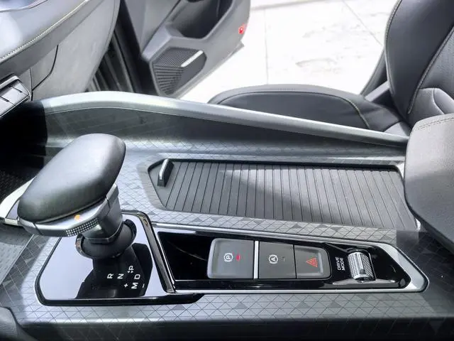 Geely Xingrui 1.5T rocker version