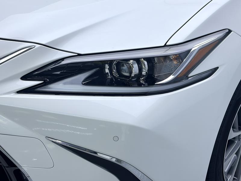 Lexus Lexus ES 2022