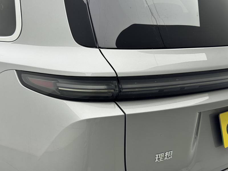 Li Auto Ideal L9 2022