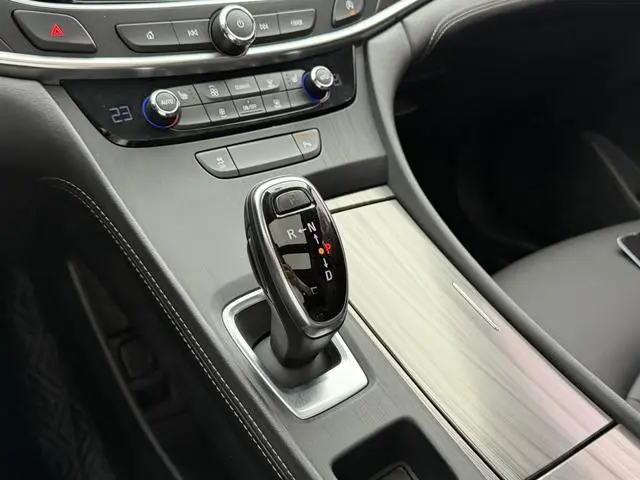 Buick Lacrosse 552T luxury