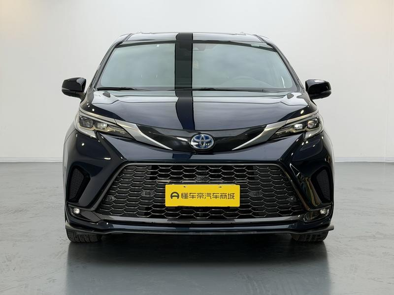 Toyota Gravia 2023