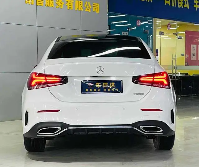 Mercedes-Benz Mercedes-Benz A-class A 200 L sports sedan